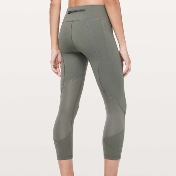 Lululemon Pace Rival 22" Crop Leggings, Grey Sage Green, Size 6 - Picture 3 of 10